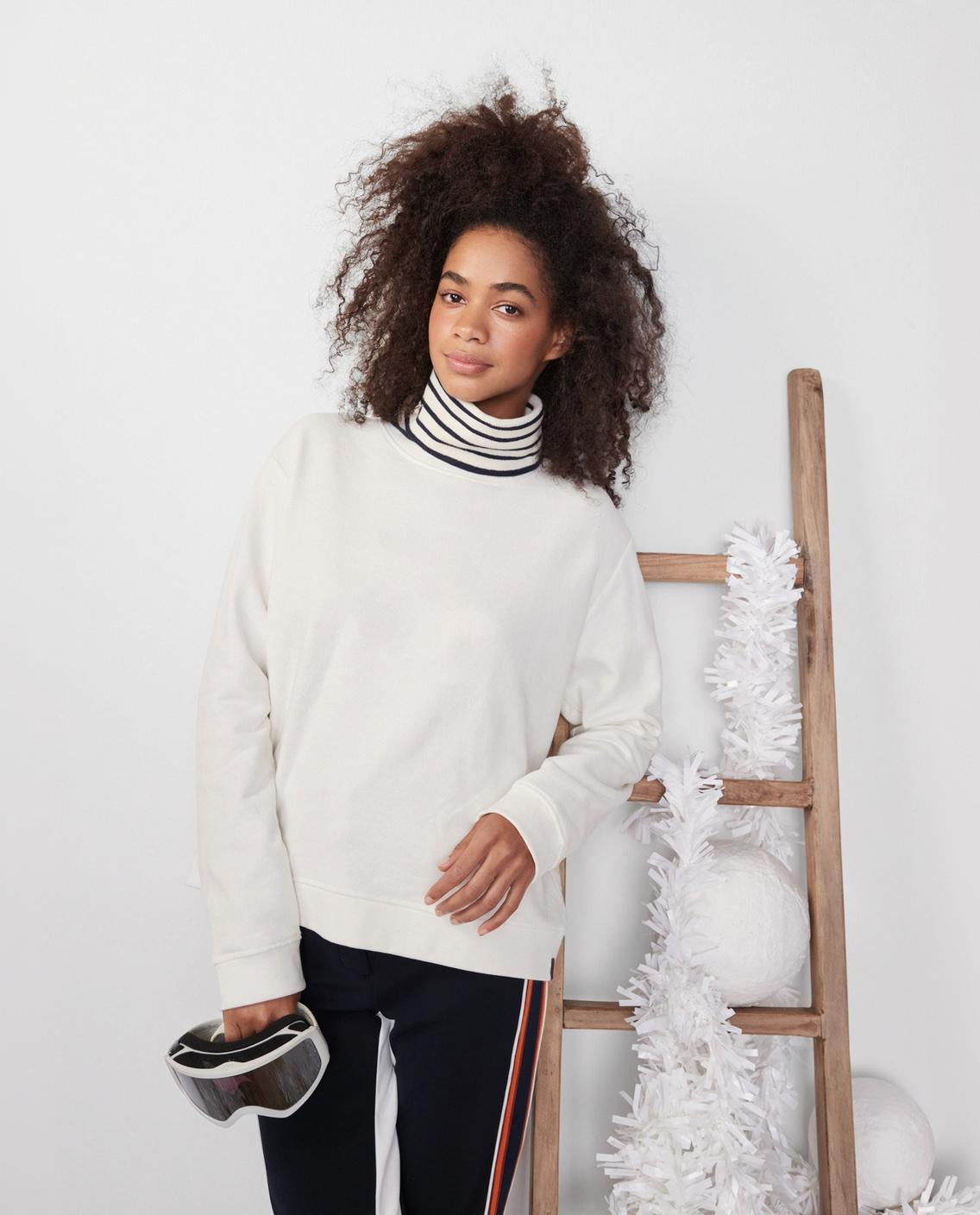 The Gaiter - Cream/Navy