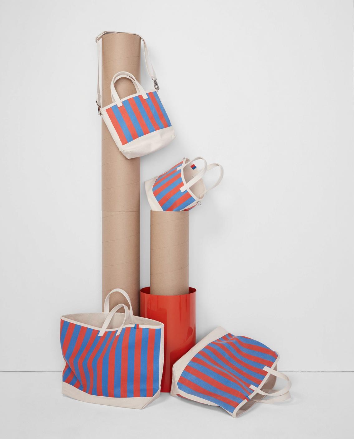 The All Over Striped Tote - Royal/Poppy