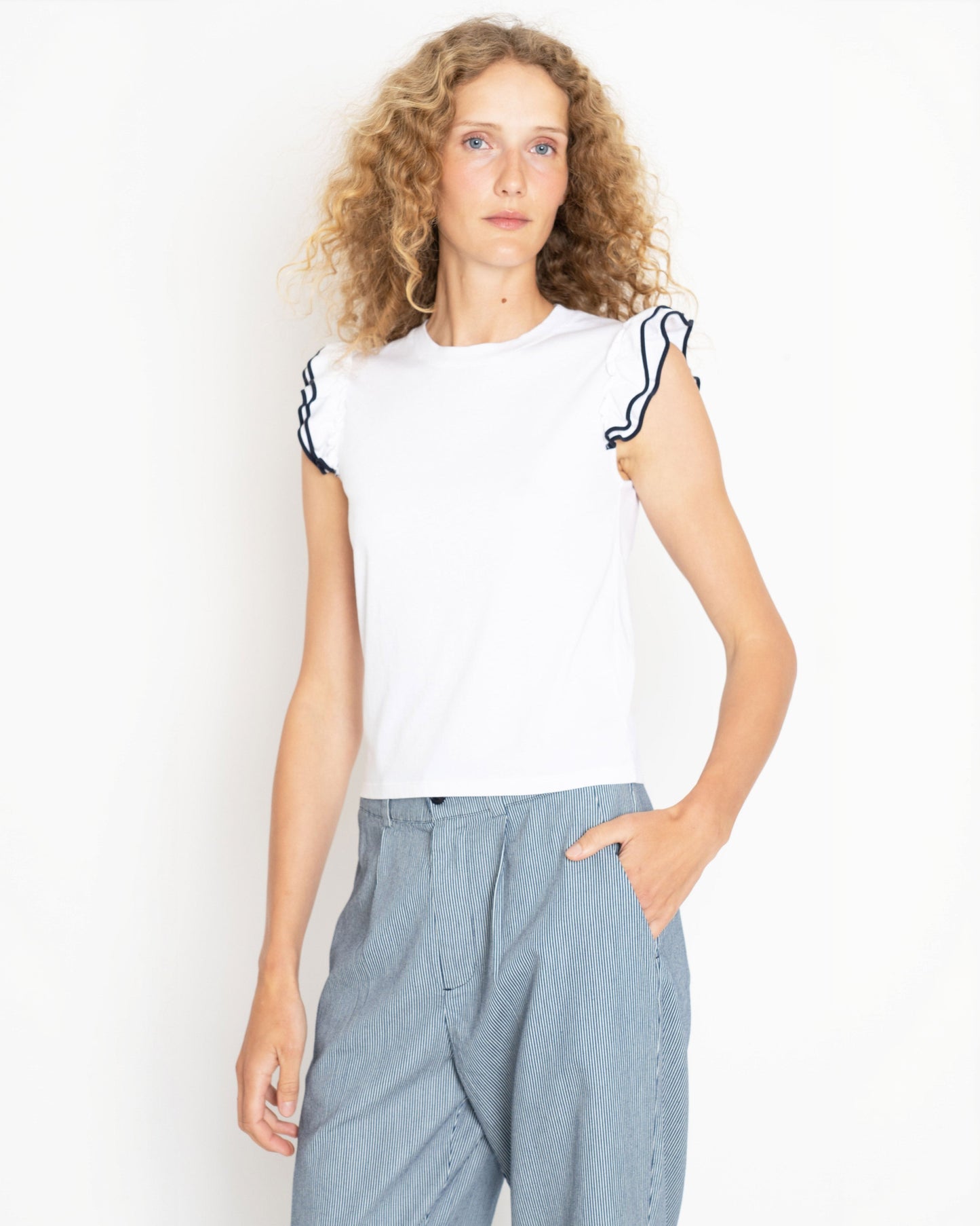 The Kiki - White/Navy