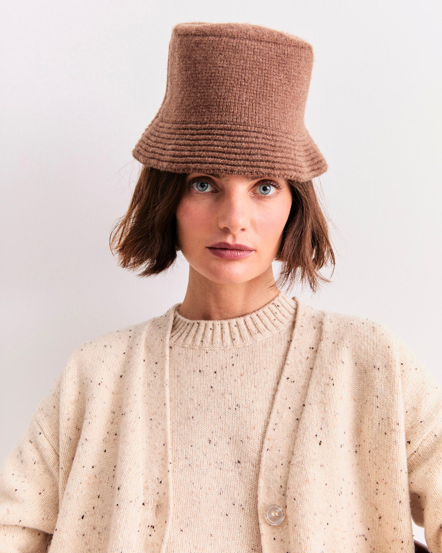 The Cashmere Raffa - Oatmeal Donegal