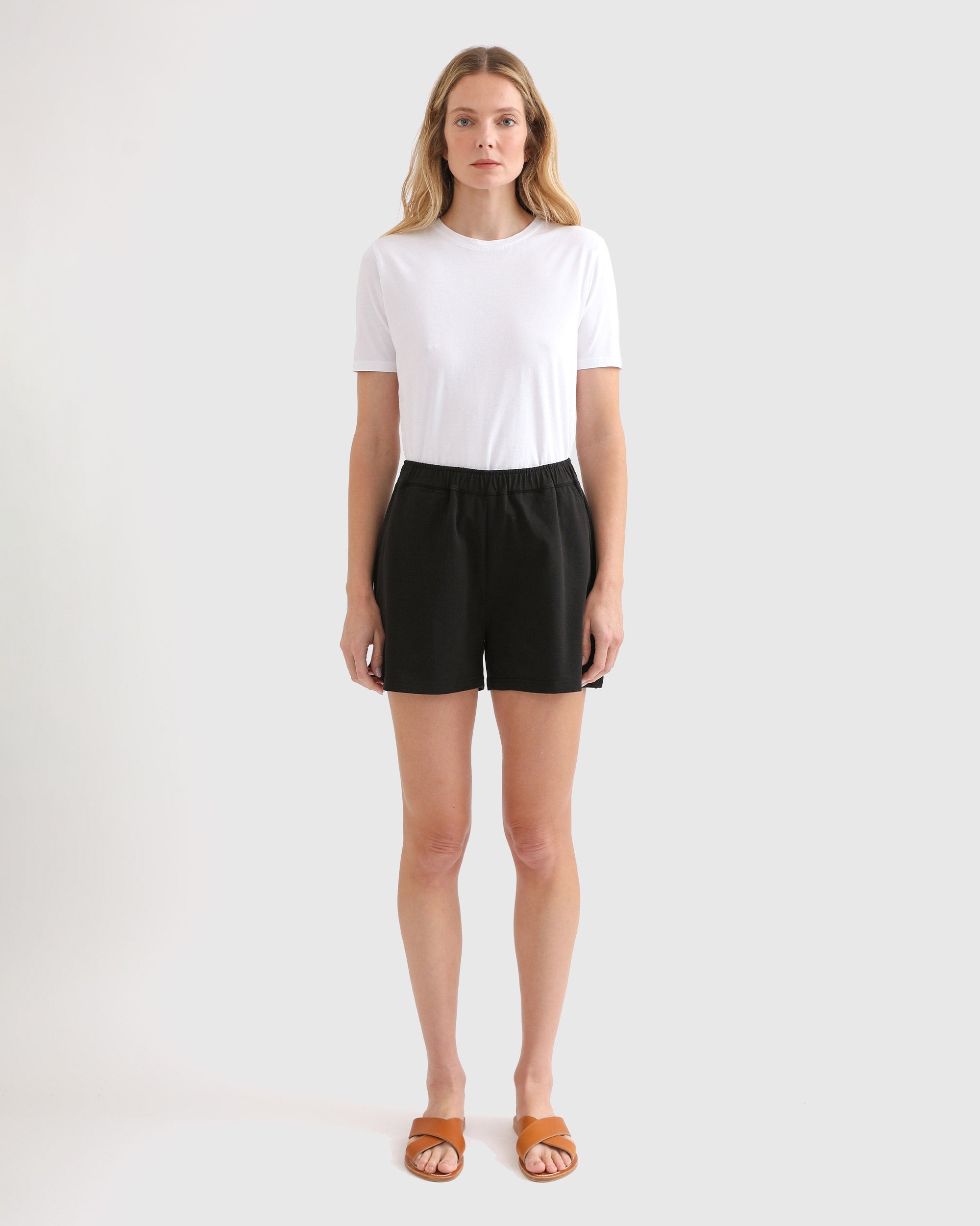 The Delia - Black