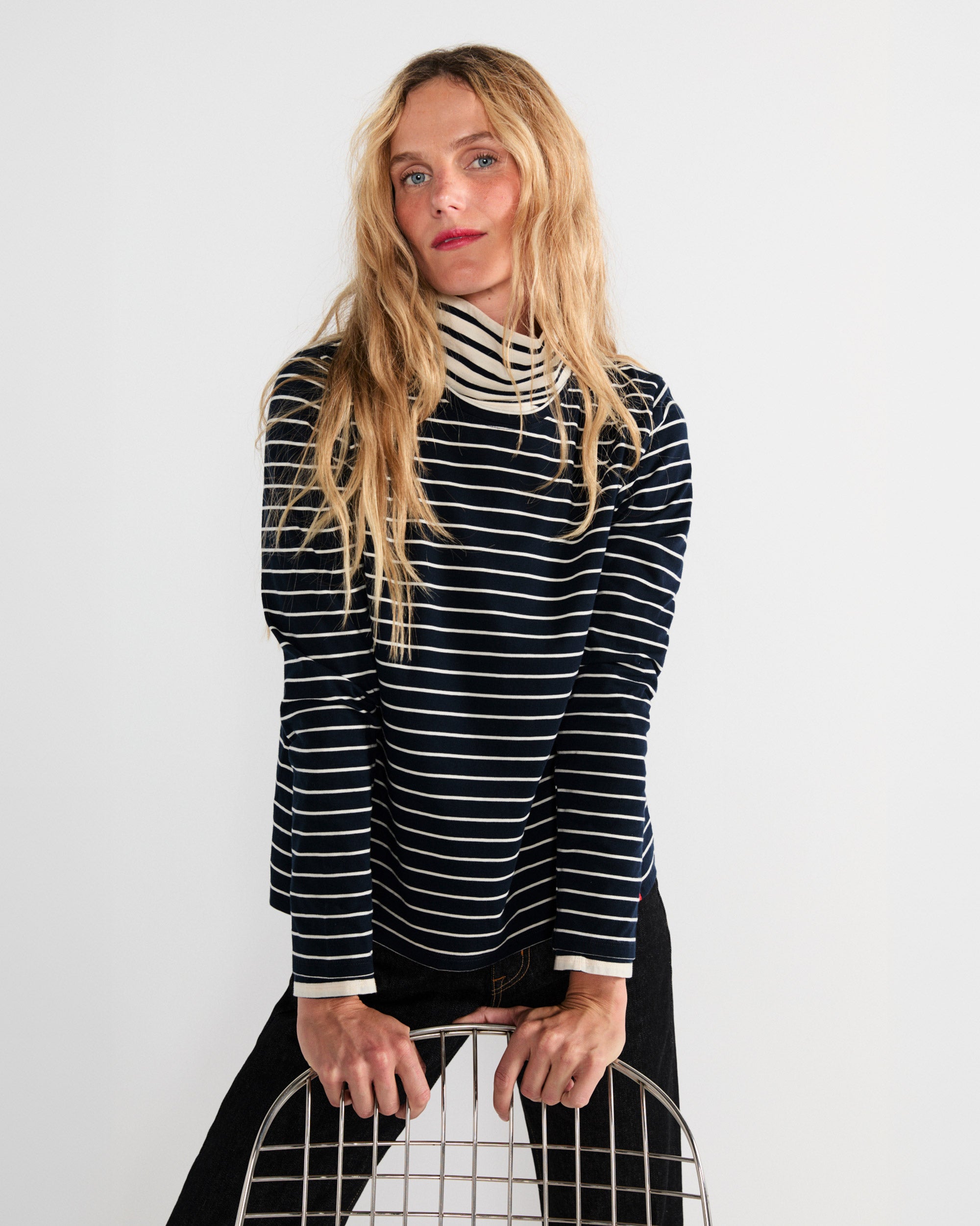 The Striped Modern Long - Navy/Cream Pinstripe