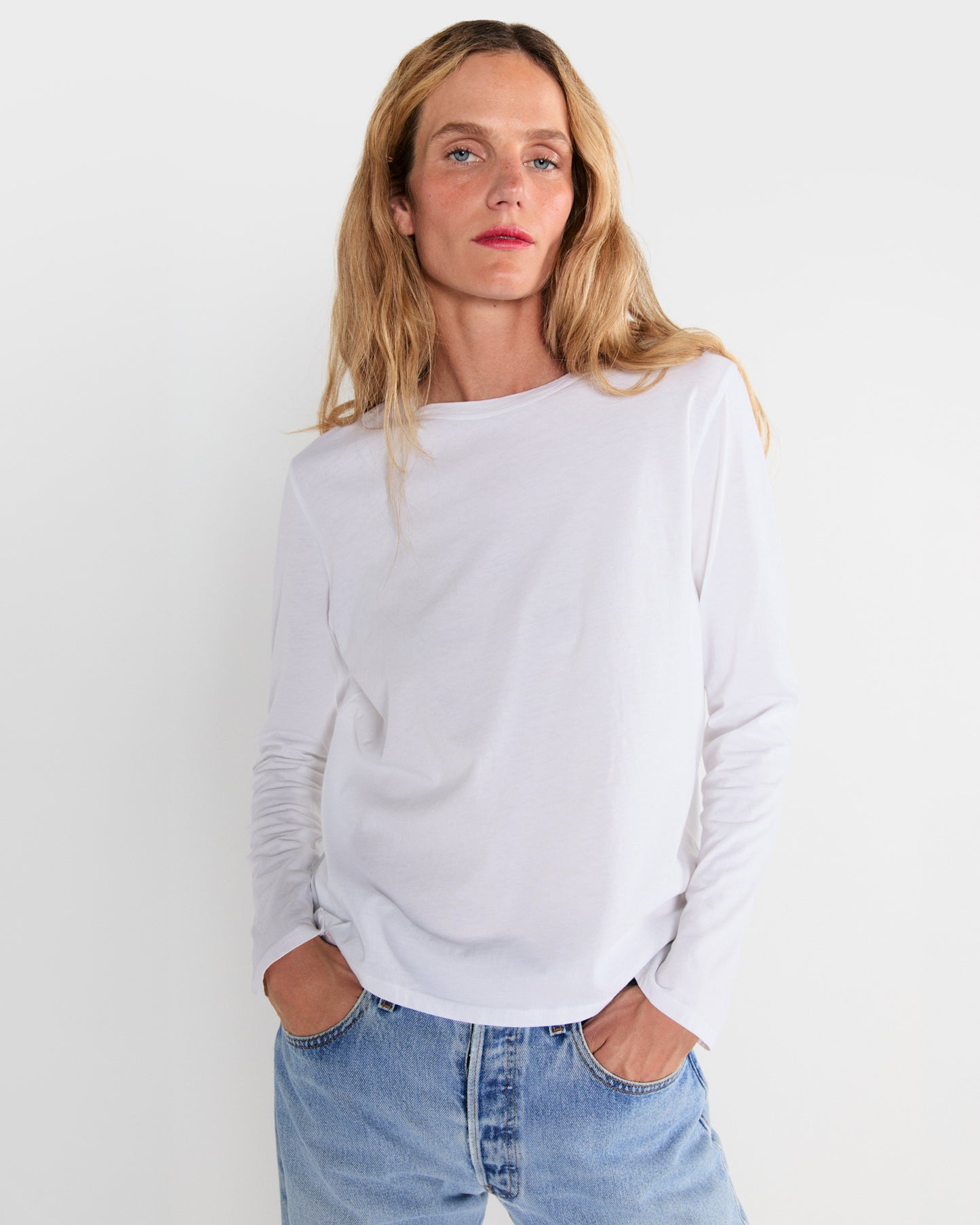 The Solid Modern Long - White