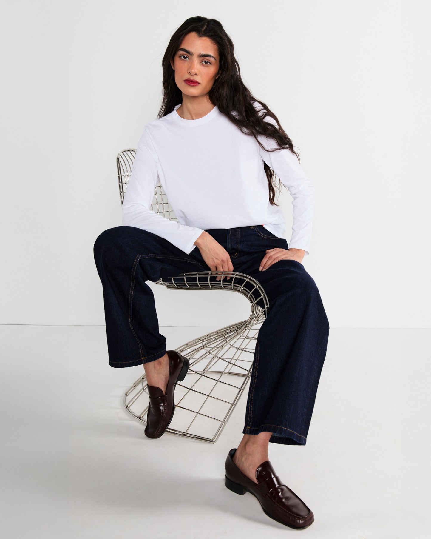 The Solid Modern Long - White