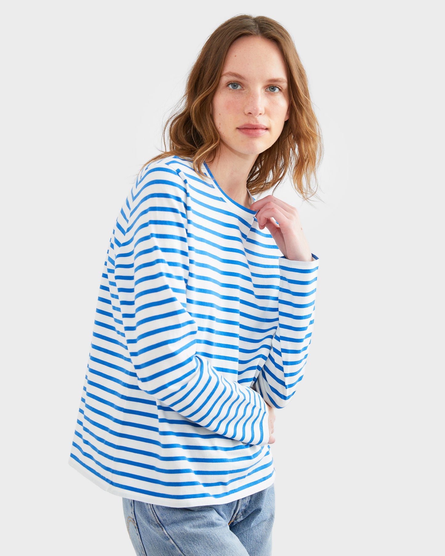 The Modern Long - White/Royal Blue