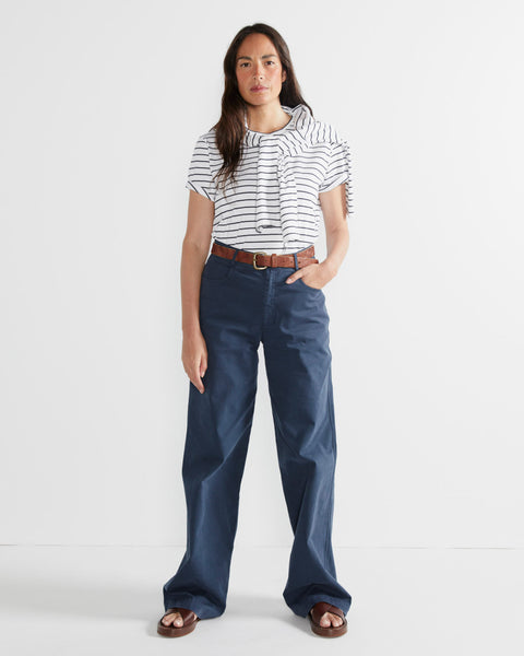 The Modern - White/Navy Pinstripe