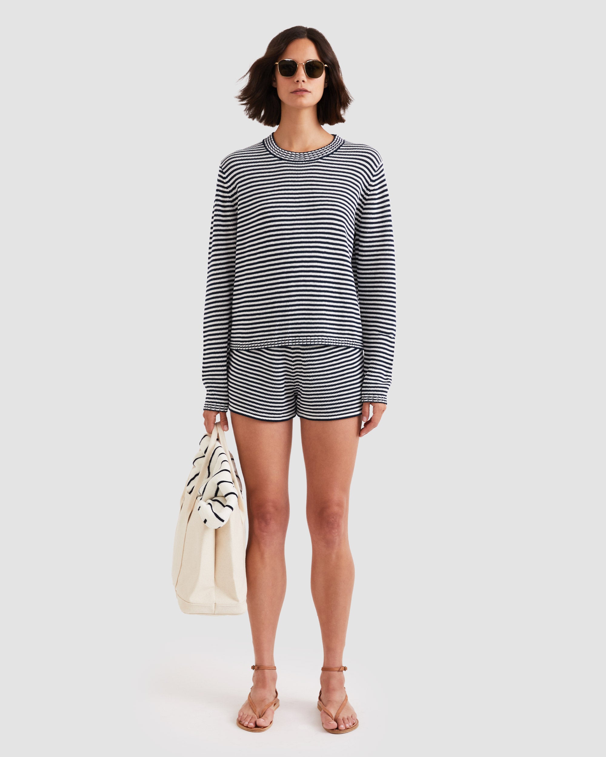 The Peyton - Navy/White