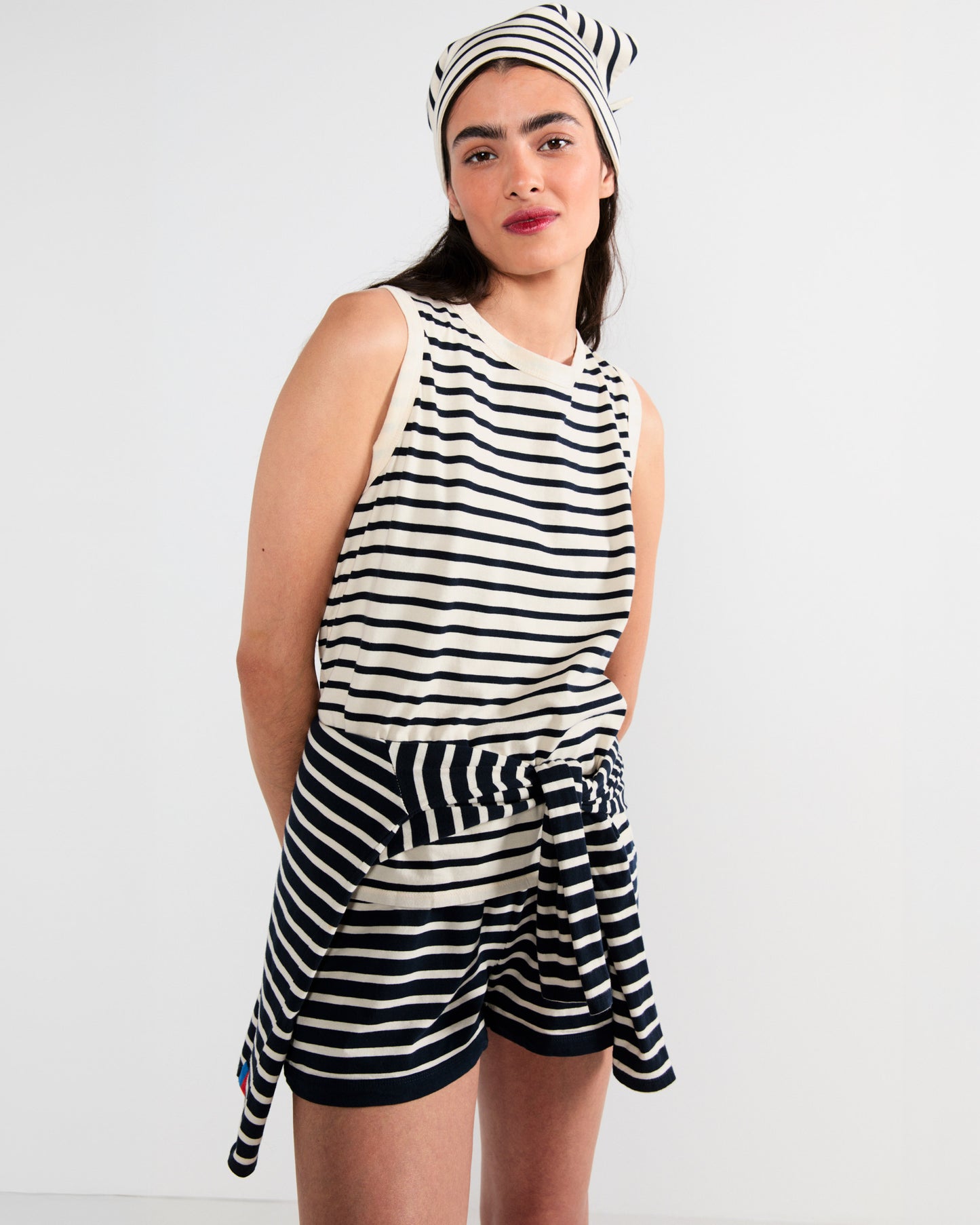 The Short - Navy/Cream