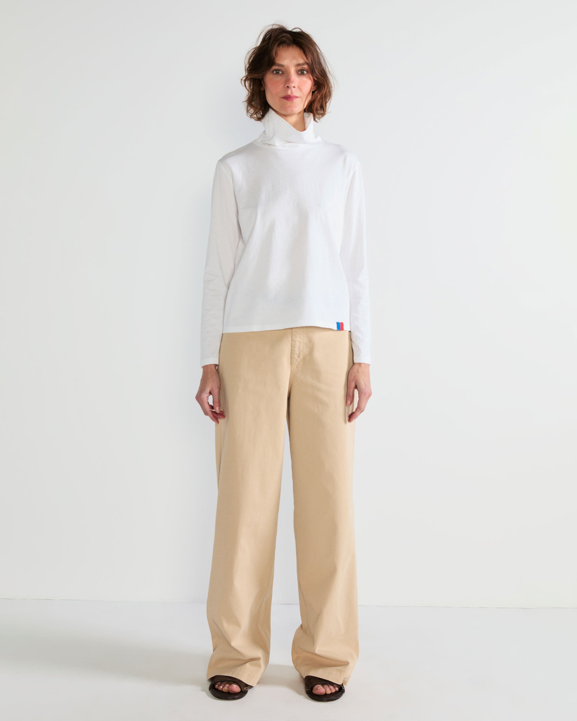 The Turtleneck - White – KULE